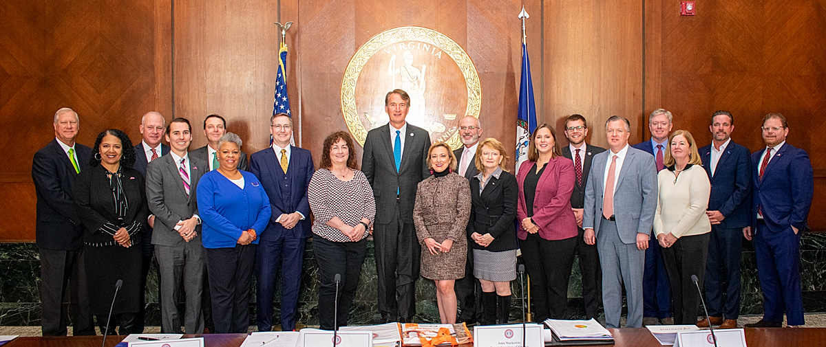 Representatives from more than a dozen credit unions and the League met today with Gov. Glenn Youngkin and key administration officials.