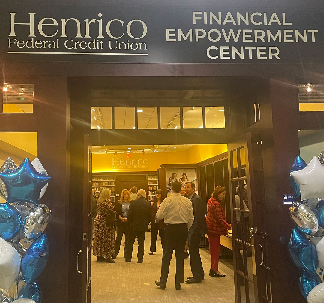 Henrico FCU’s Financial Empowerment Center in partnership with Henrico County Public Schools Adult Education Center hosted its grand opening last night at Regency Square Mall. 