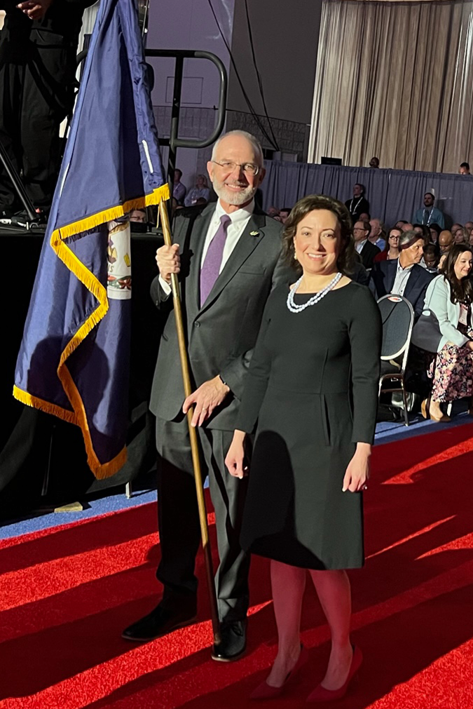 League Chairman Joe Thomas (NextMark Credit Union) and League President/CEO Carrie Hunt participate in the opening ceremonies at CUNA's Governmental Affairs Conference.