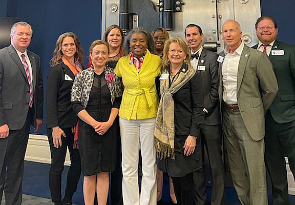 Credit union and League representatives met today with Virginia Lt. Gov. Winsome Earle-Sears at her Richmond office, as credit unions prepare for a busy 2024 General Assembly session. 